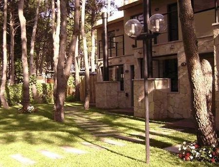 Aylen Departamentos En Pinamar Apartman Kültér fotó